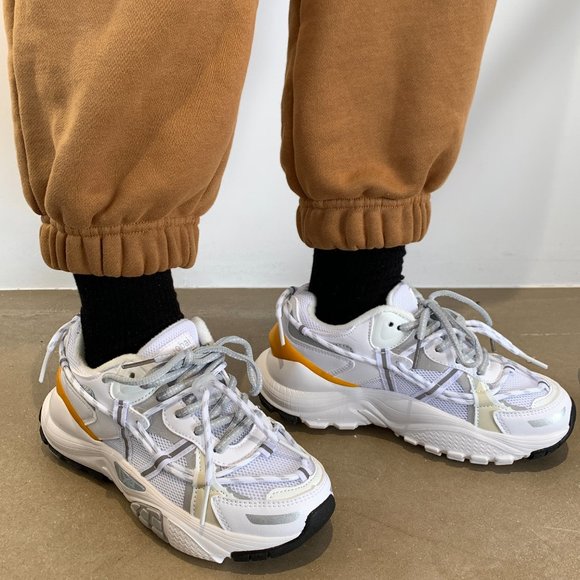 Hot winter sneakers - Picture 3 of 3